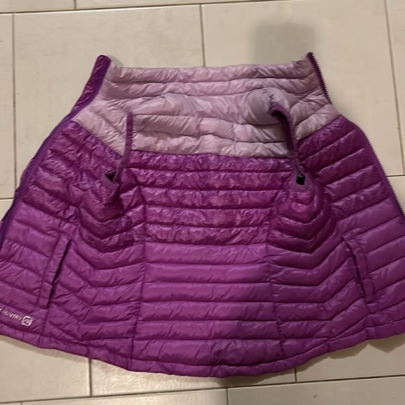 Puffer vest, purple free country brand size 4/5 kids - Picture 3 of 6